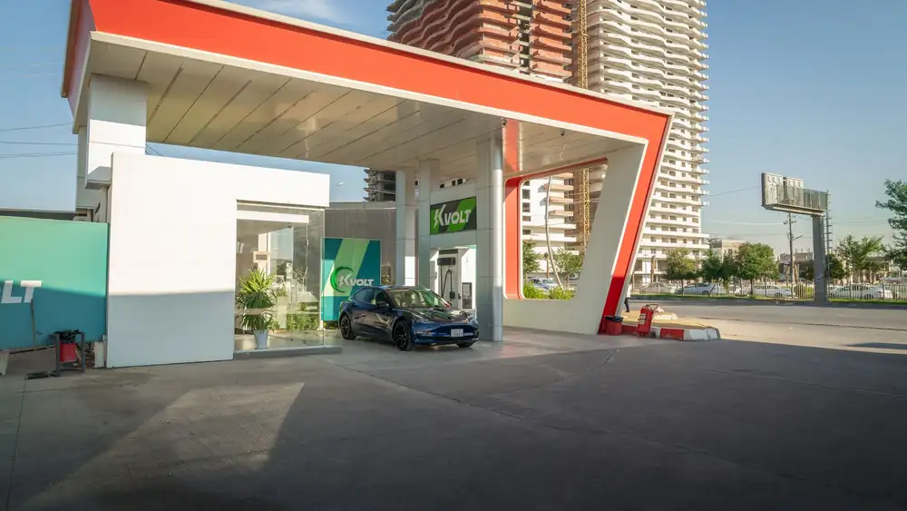 Atelier de recharge de climatisation au CO₂ (R744) — clients de Fontainebleau